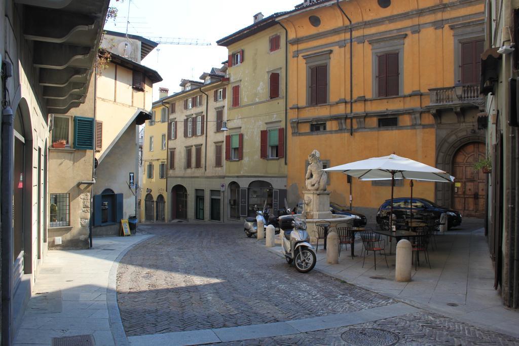 Rego Apartments Bergamo Rom bilde